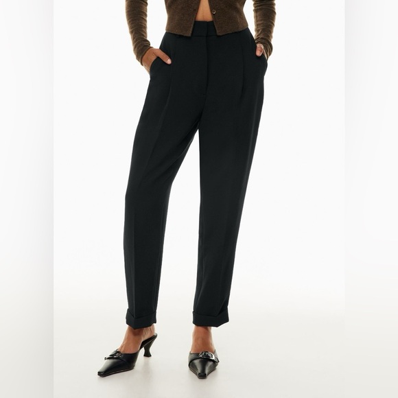 Aritzia Wilfred Dashwood Pants Black High Waisted Pleated Tapered Cuffed Size 12